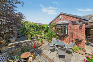 Chestnut Close